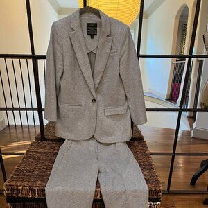 J Crew Mario Belluci Italian Wool Light Gray Suit Size 8P